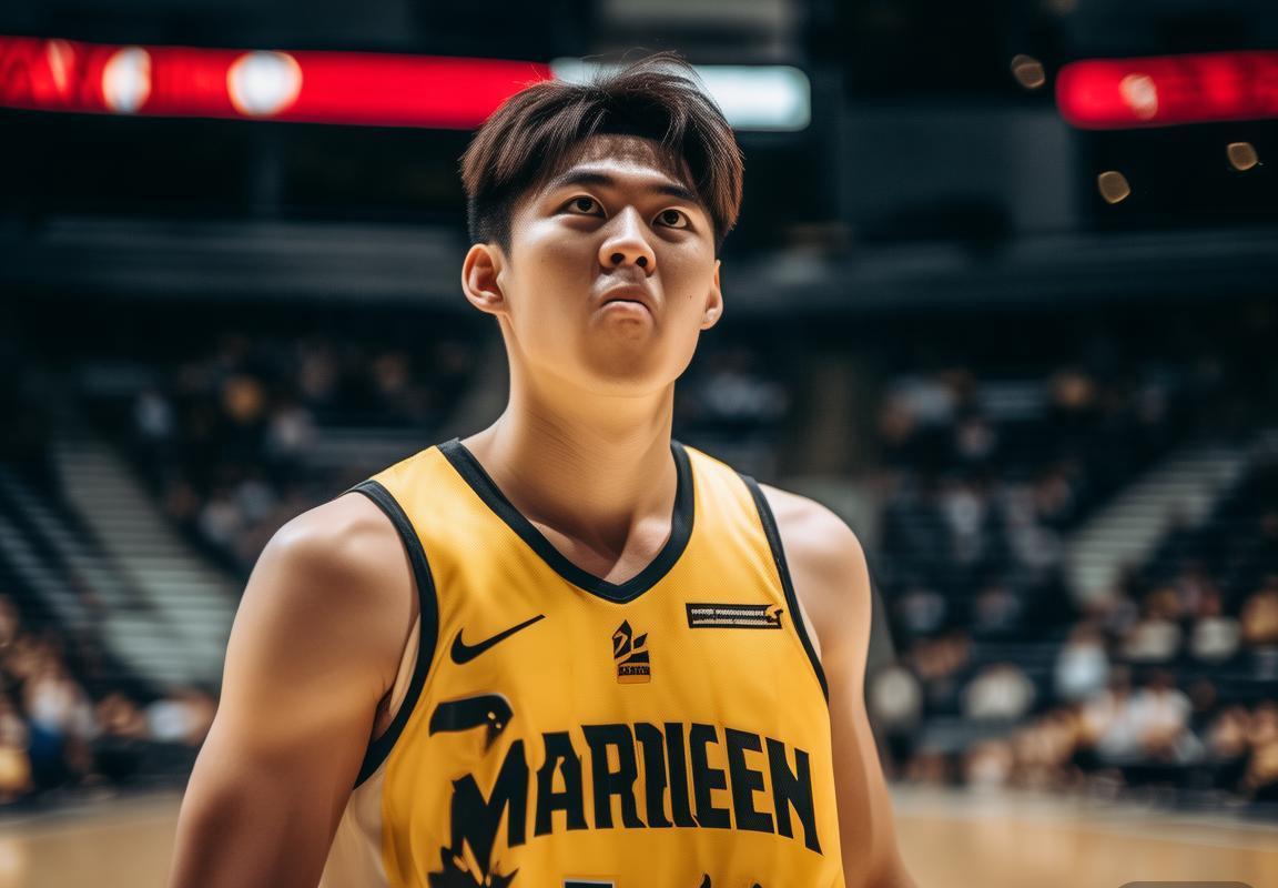 勇士季前赛杨瀚森首秀替补阵容逆转，新秀犯规问题凸显促防守战术调整